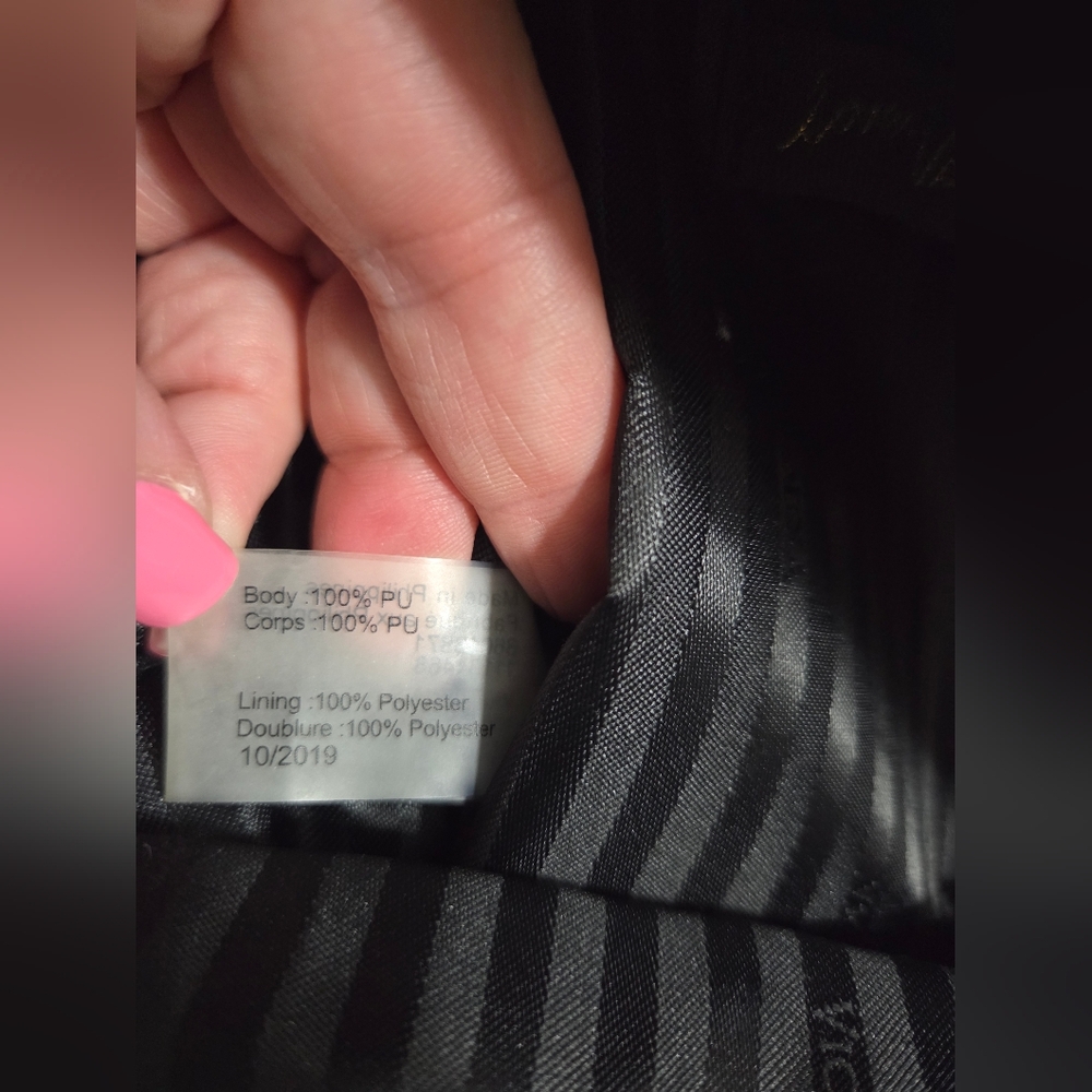 VICTORIA'S SECRET Pink V-Quilt City Mini Chain Zip Faux Leather Casual Backpack - Picture 12 of 12
